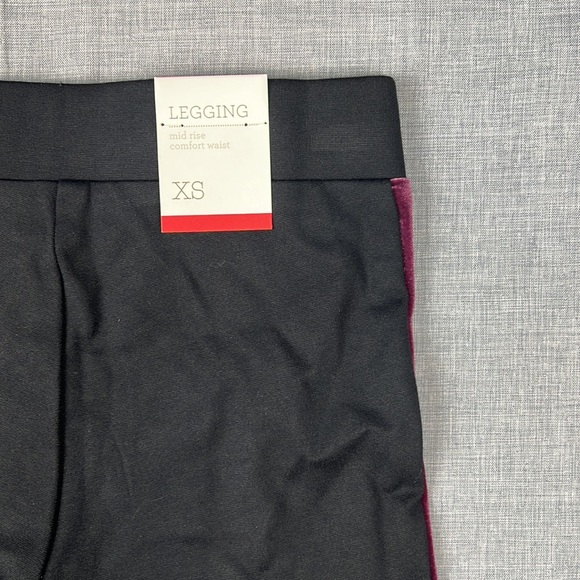 XS & Small Style & Co Black & Purple Velour Stripe Ponte Pull On Leggings - Picture 6 of 6